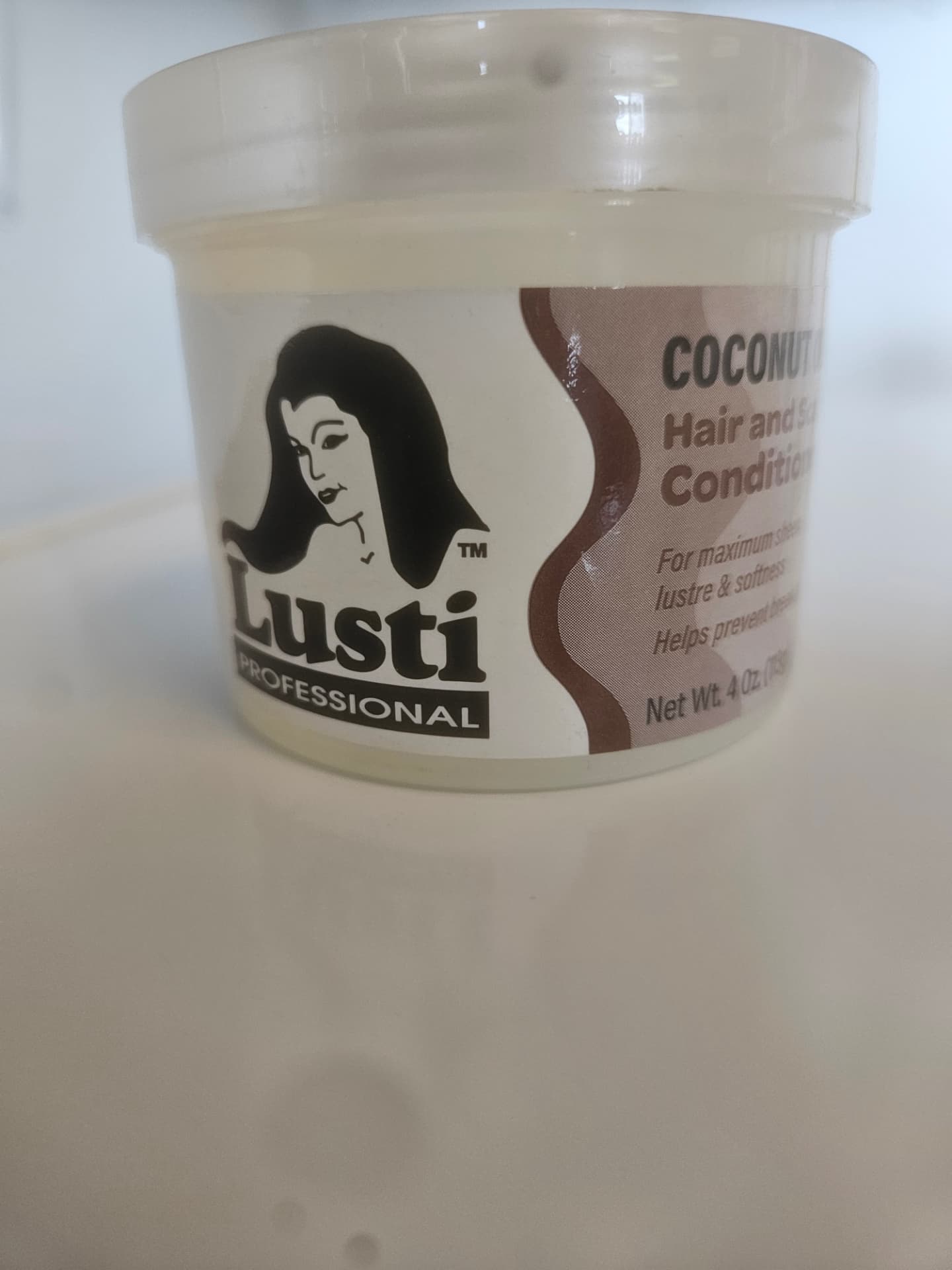 Lusti Professional Coconut Oil Hair and Scalp Conditioner 4 oz (113 g)