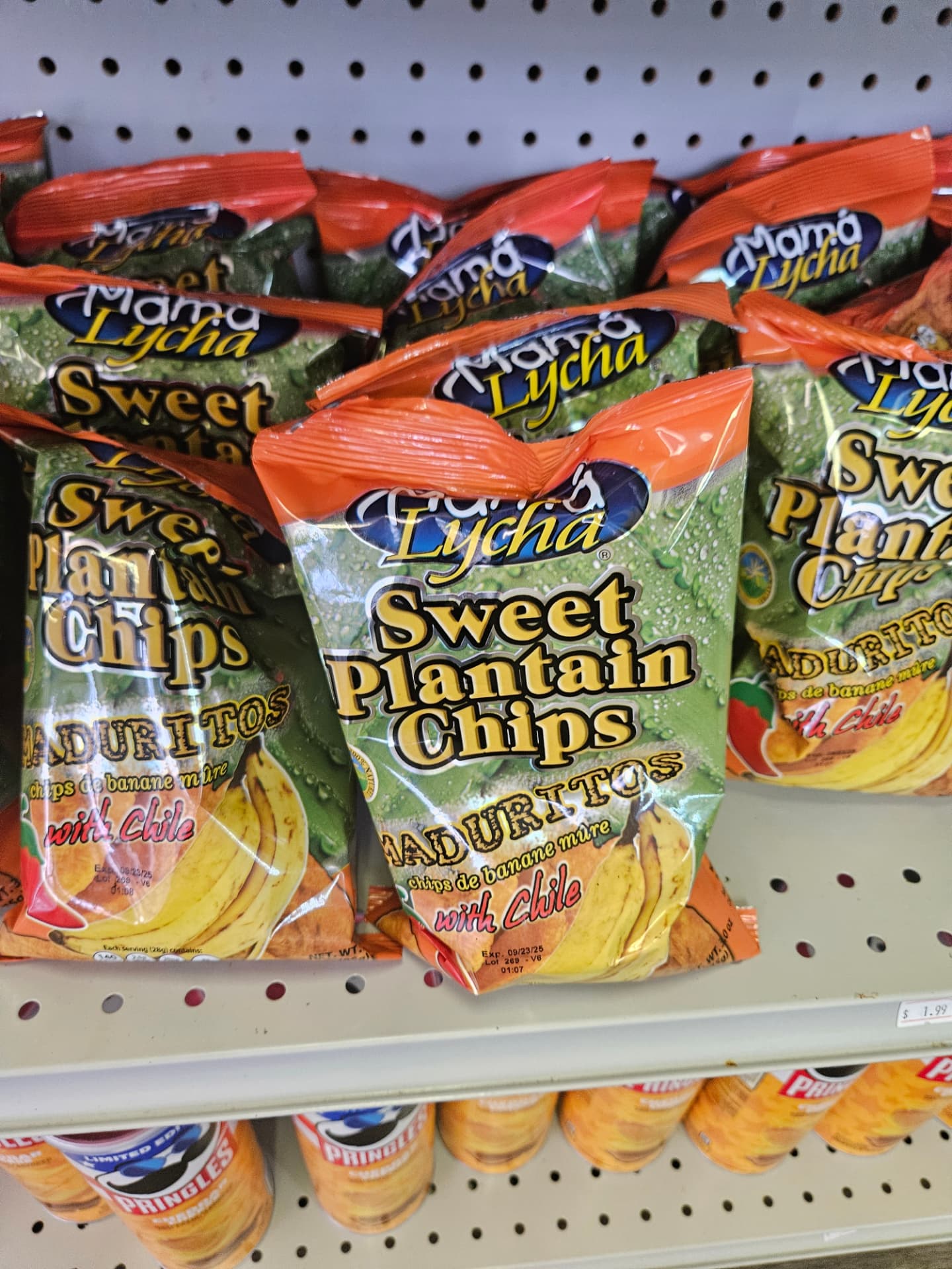 Mama Lycha Sweet Plantain Chips With Chile 3 oz (85 g)